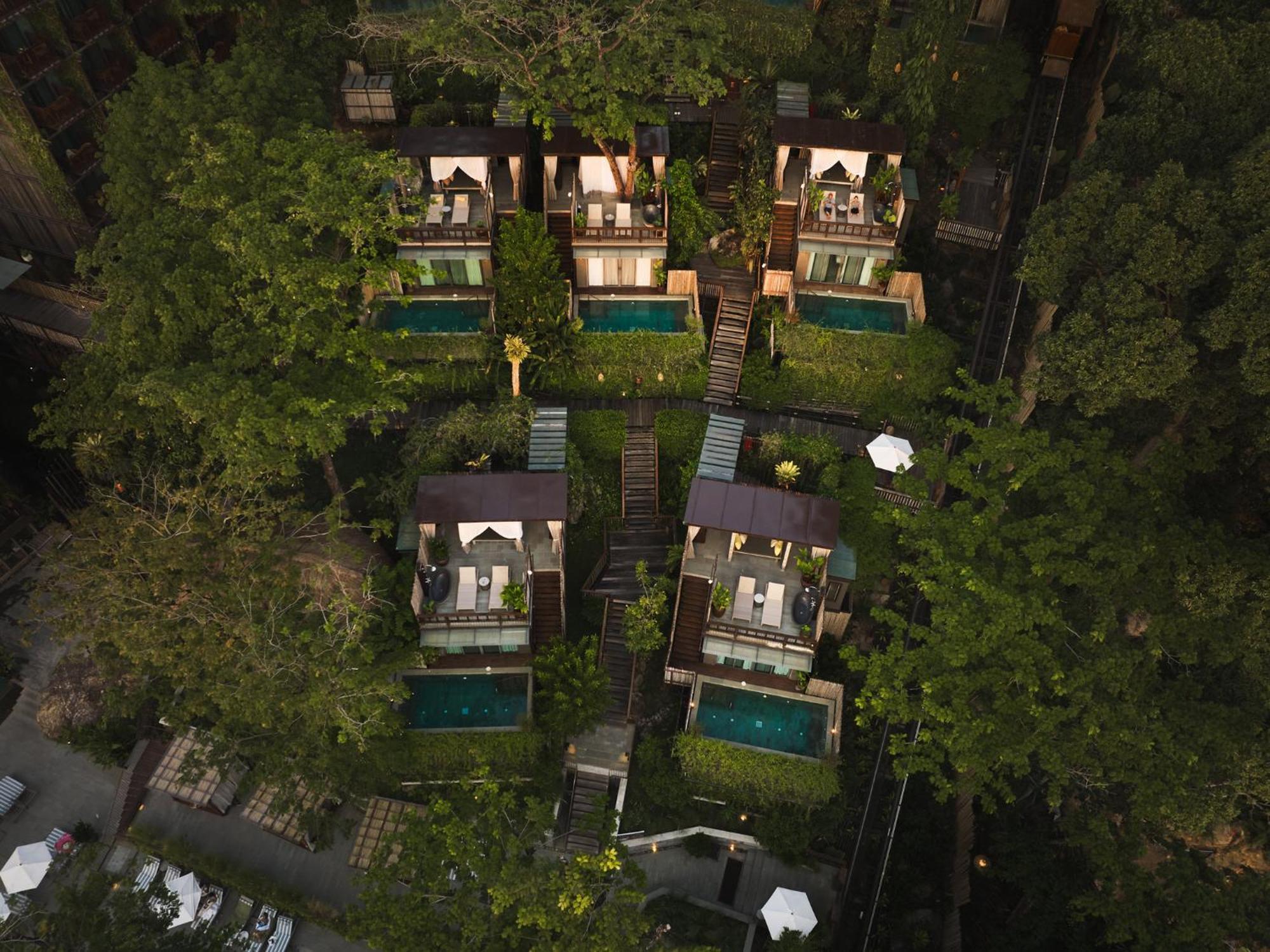 Dinso Resort - SHA Extra Plus Patong Esterno foto Aerial view of the resort